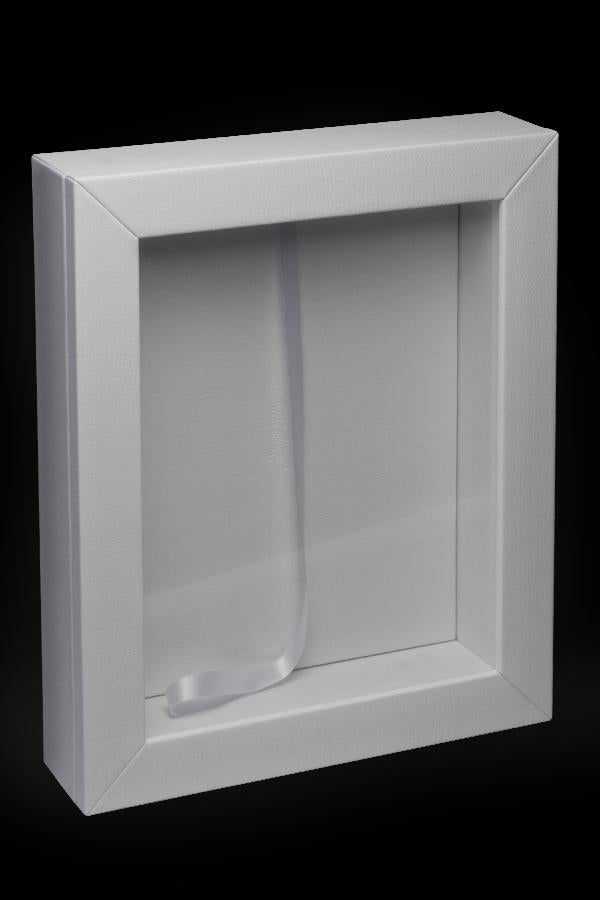 White Reveal Box